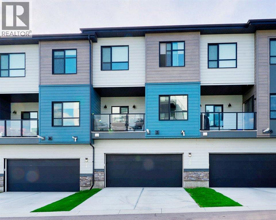 Photo 2 of 50 Cranbrook Gardens Se, Calgary AB