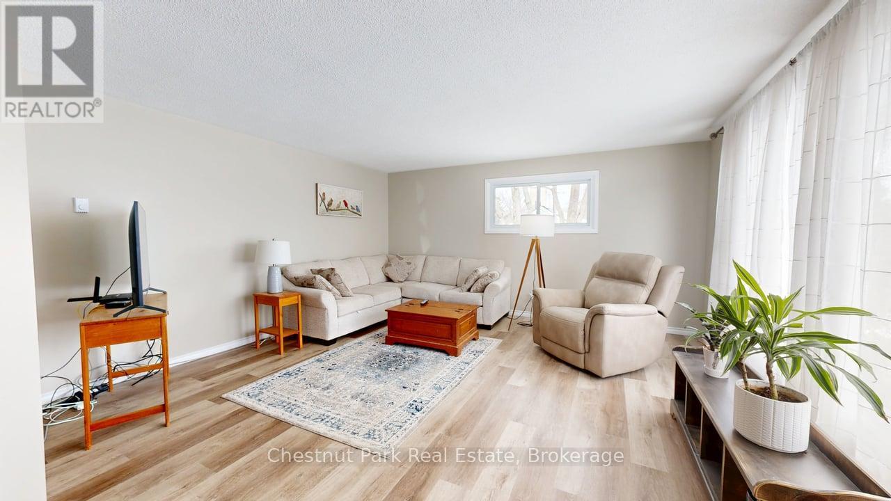 Photo 1 of 381 High Street, Georgian Bay ON