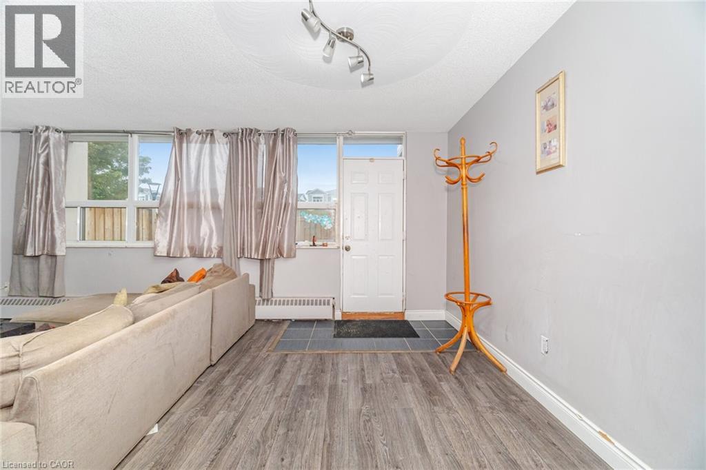 Photo 12 of 15 Albright Road Unit 14, Hamilton ON