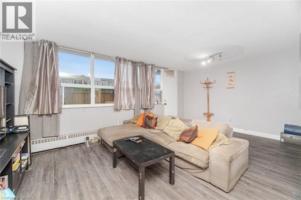 Photo 11 of 15 Albright Road Unit 14, Hamilton ON