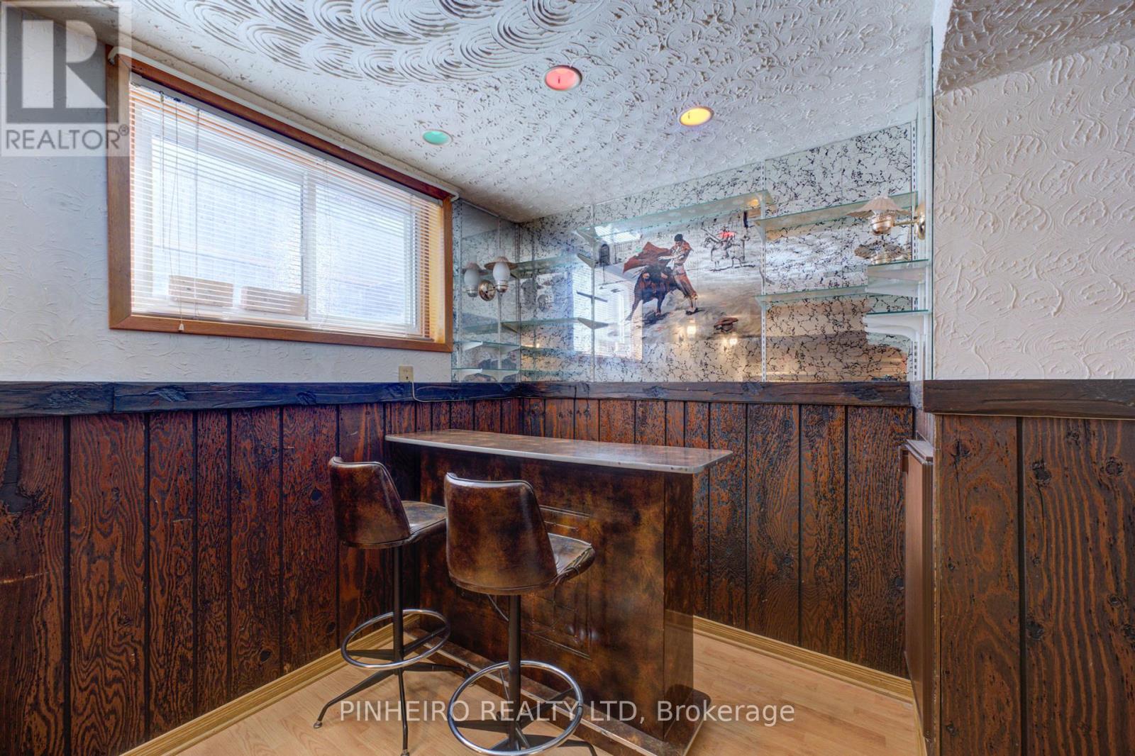 Photo 27 of 67 Harcroft Crescent, London South ON