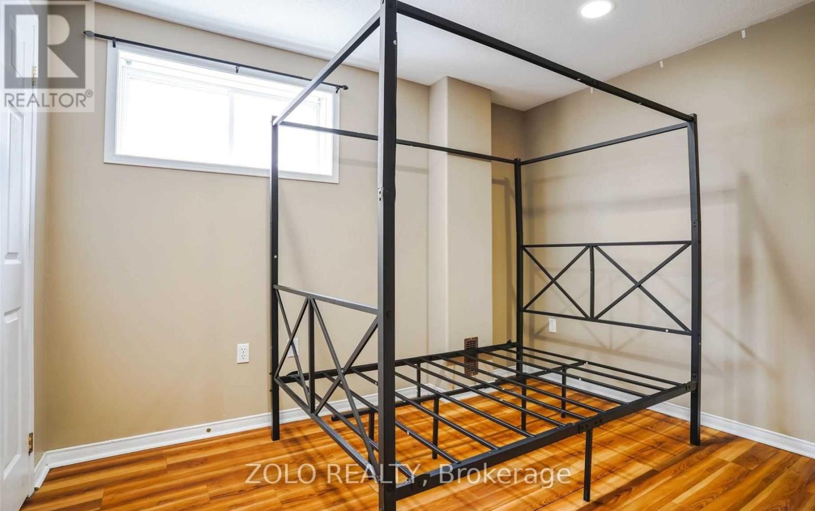 Photo 4 of Lower 35 Forest Dale Drive, Barrie ON