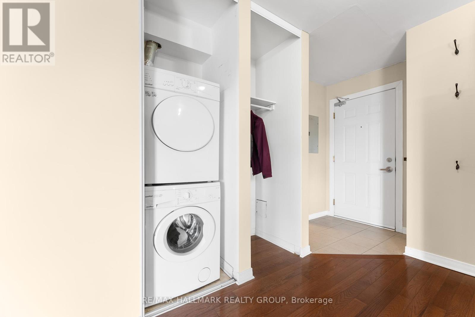 Photo 19 of 401 646 Cummings Avenue, Ottawa ON