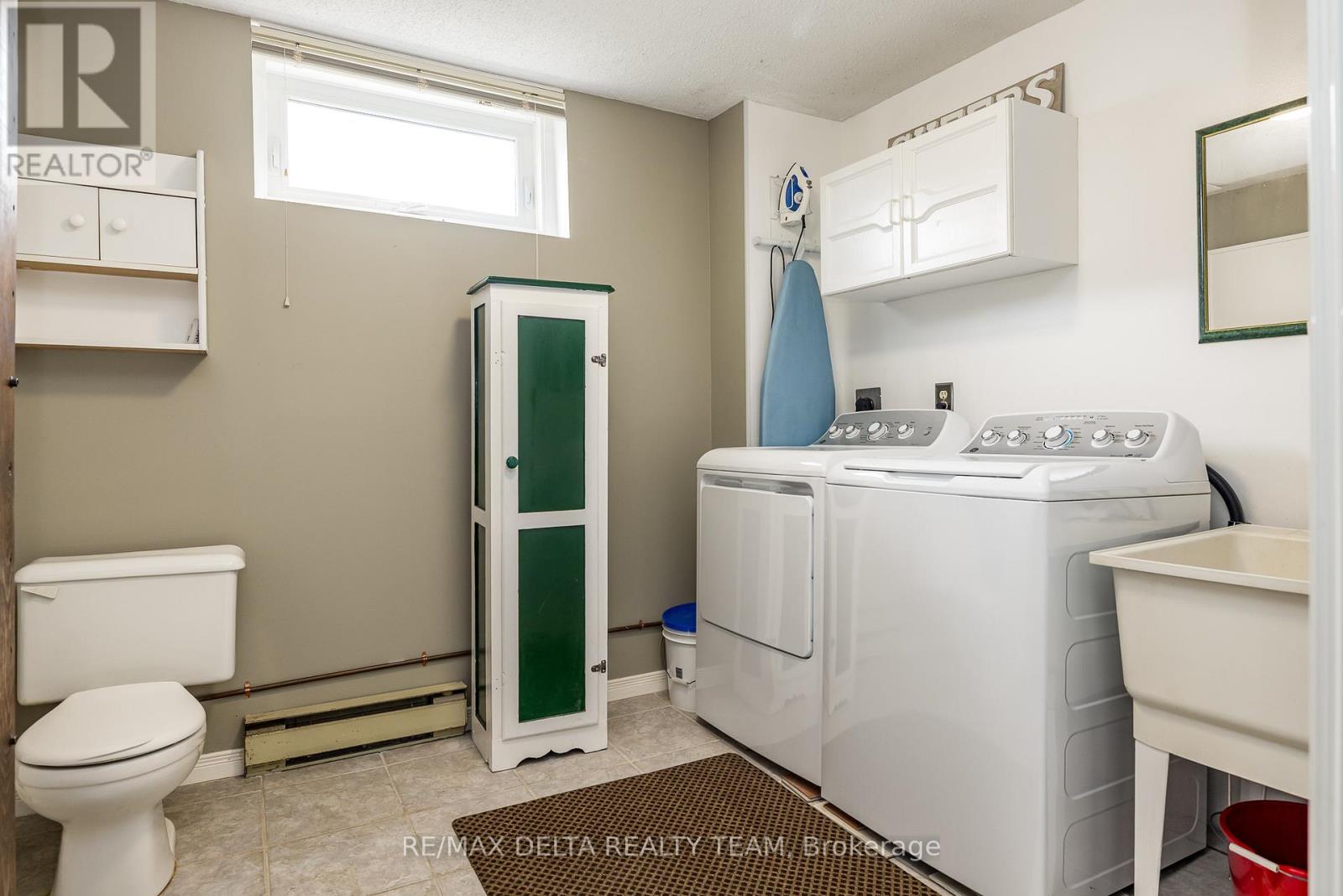 Photo 15 of 205 1720 Marsala Crescent, Ottawa ON