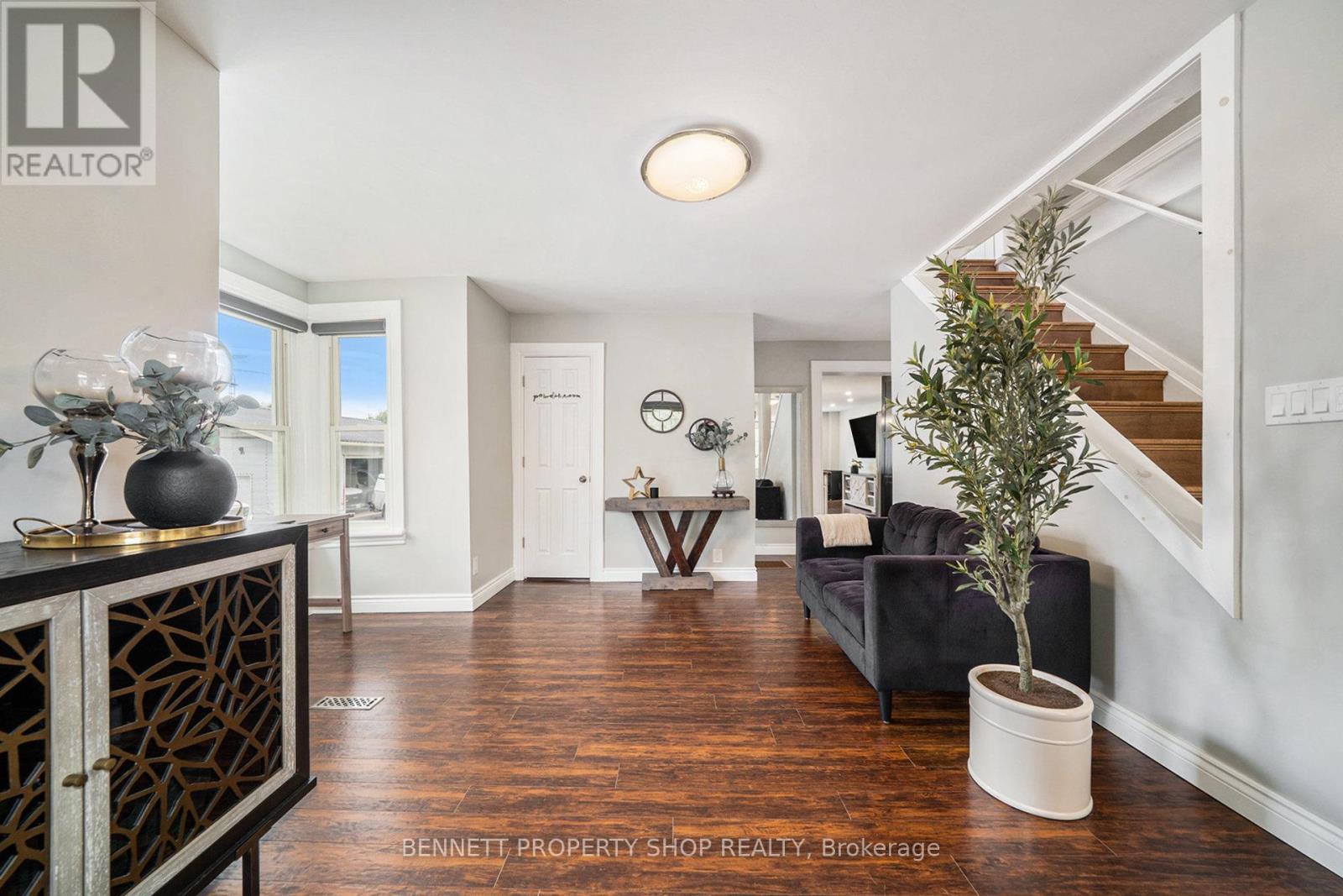 Photo 10 of 41 Centre Street, Edwardsburgh Cardinal ON