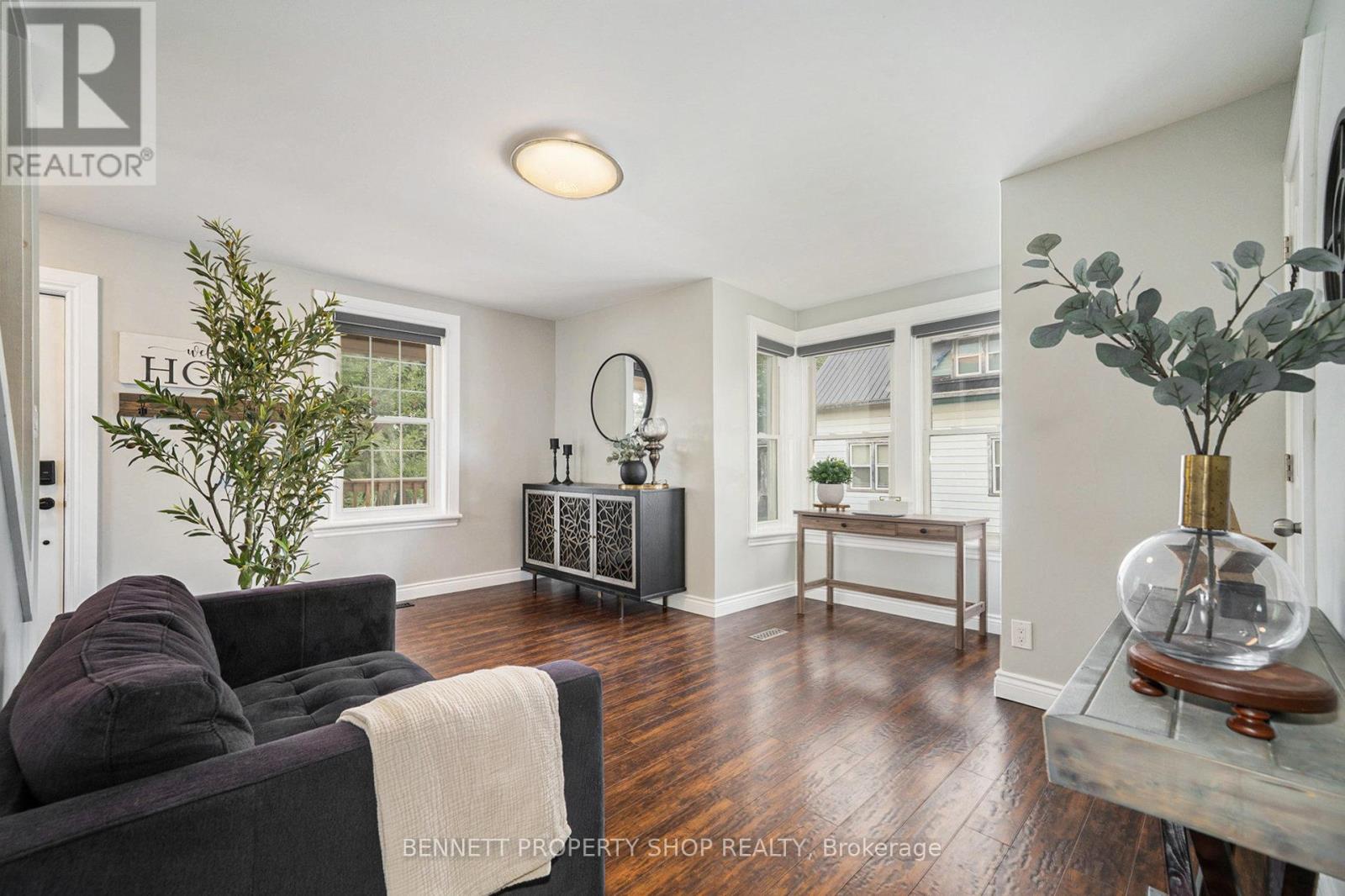 Photo 11 of 41 Centre Street, Edwardsburgh Cardinal ON