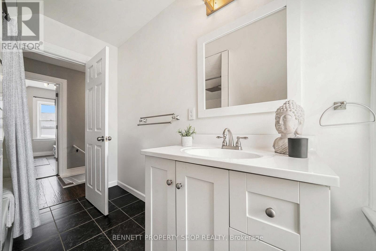 Photo 19 of 41 Centre Street, Edwardsburgh Cardinal ON