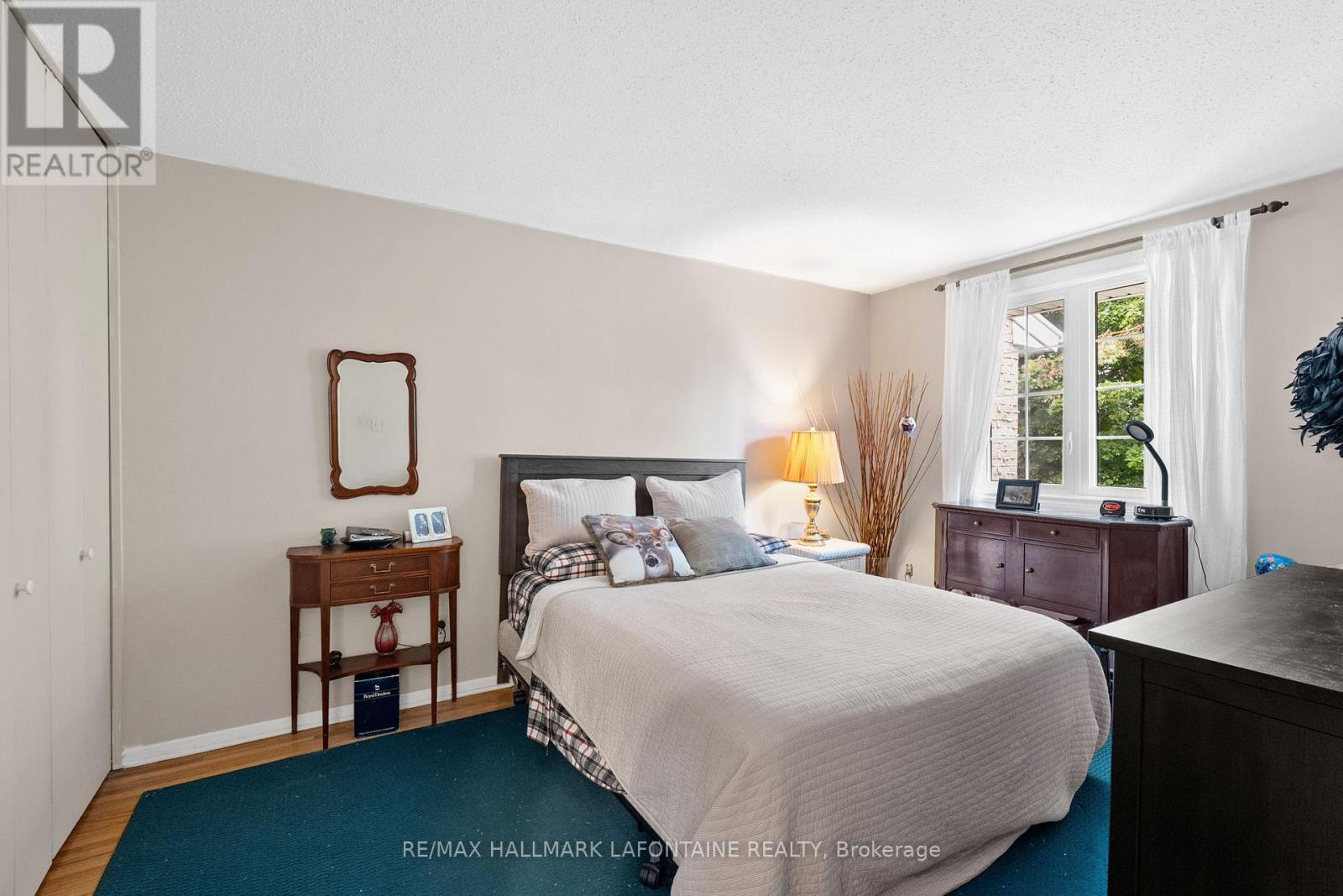 Photo 26 of 876 Walkley Road, Ottawa ON