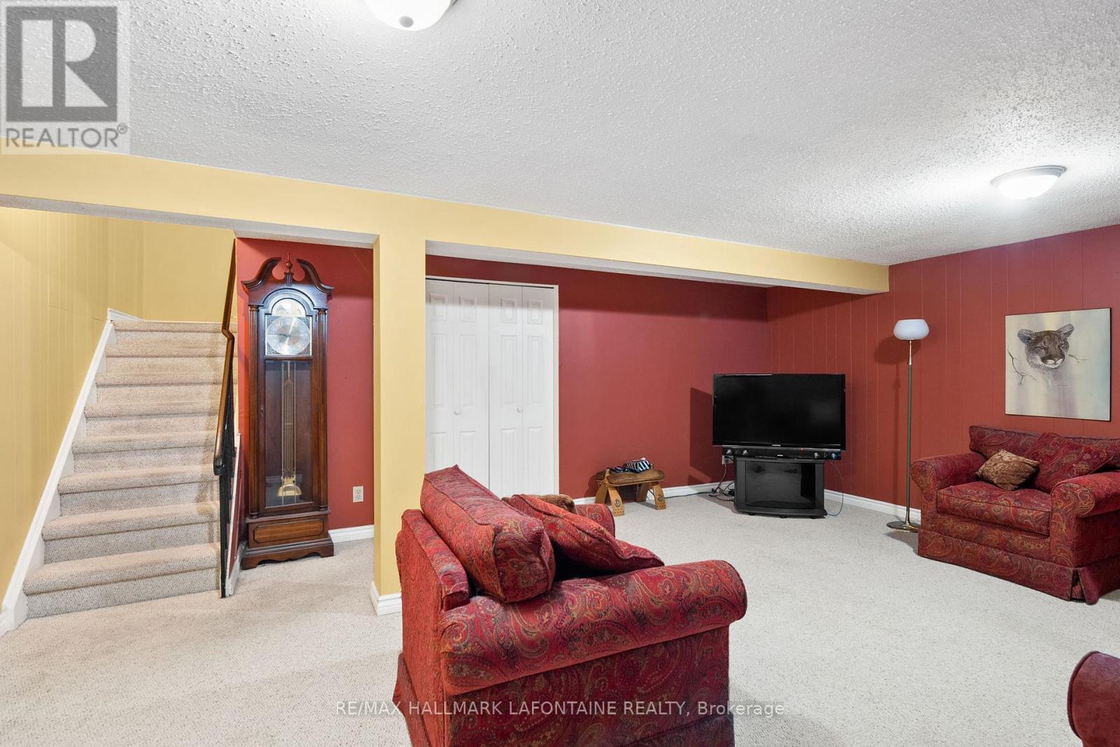 Photo 30 of 876 Walkley Road, Ottawa ON