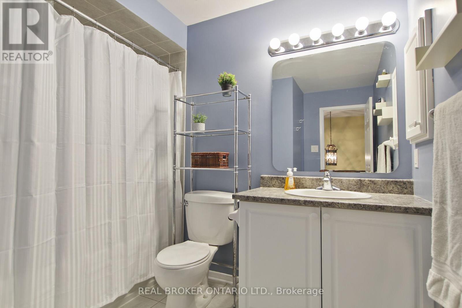Photo 20 of 193 Deercroft Avenue, Ottawa ON