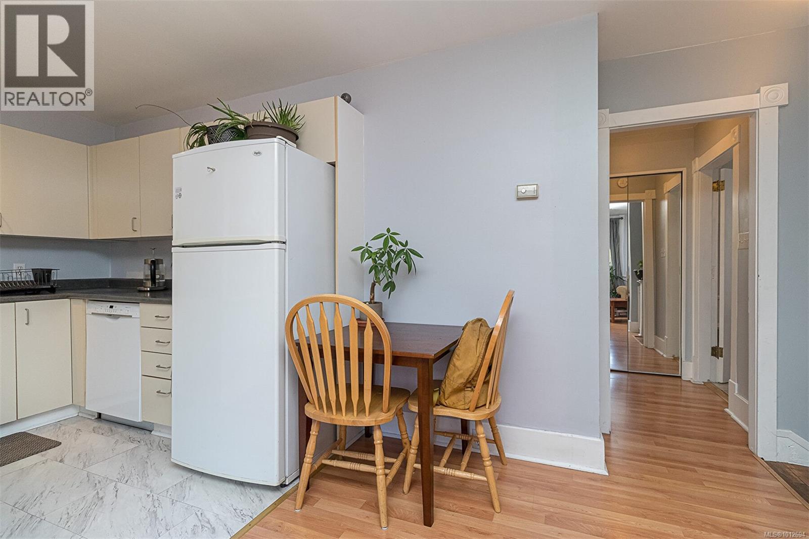 2411 Quadra St, Victoria
