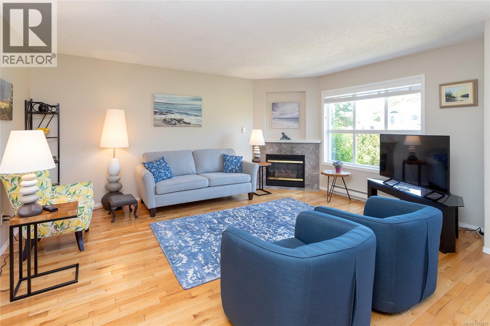 D 10124 Resthaven Drive, Sidney