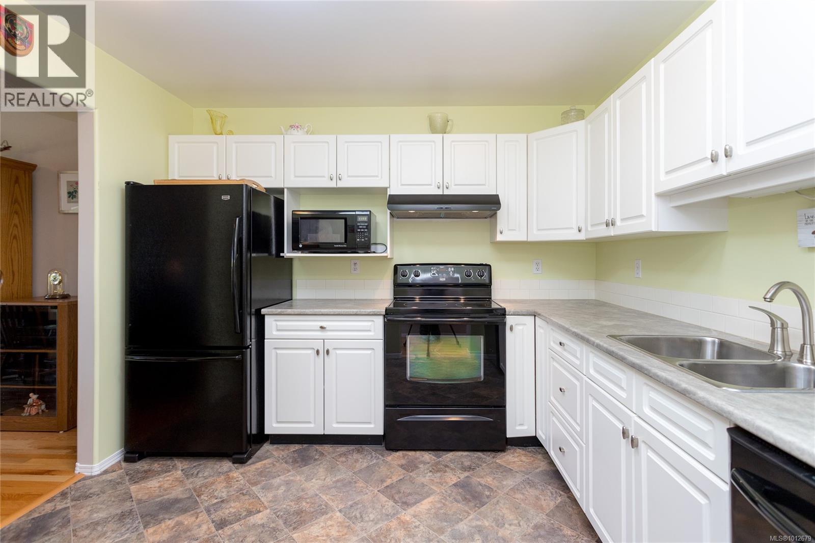 D 10124 Resthaven Drive, Sidney