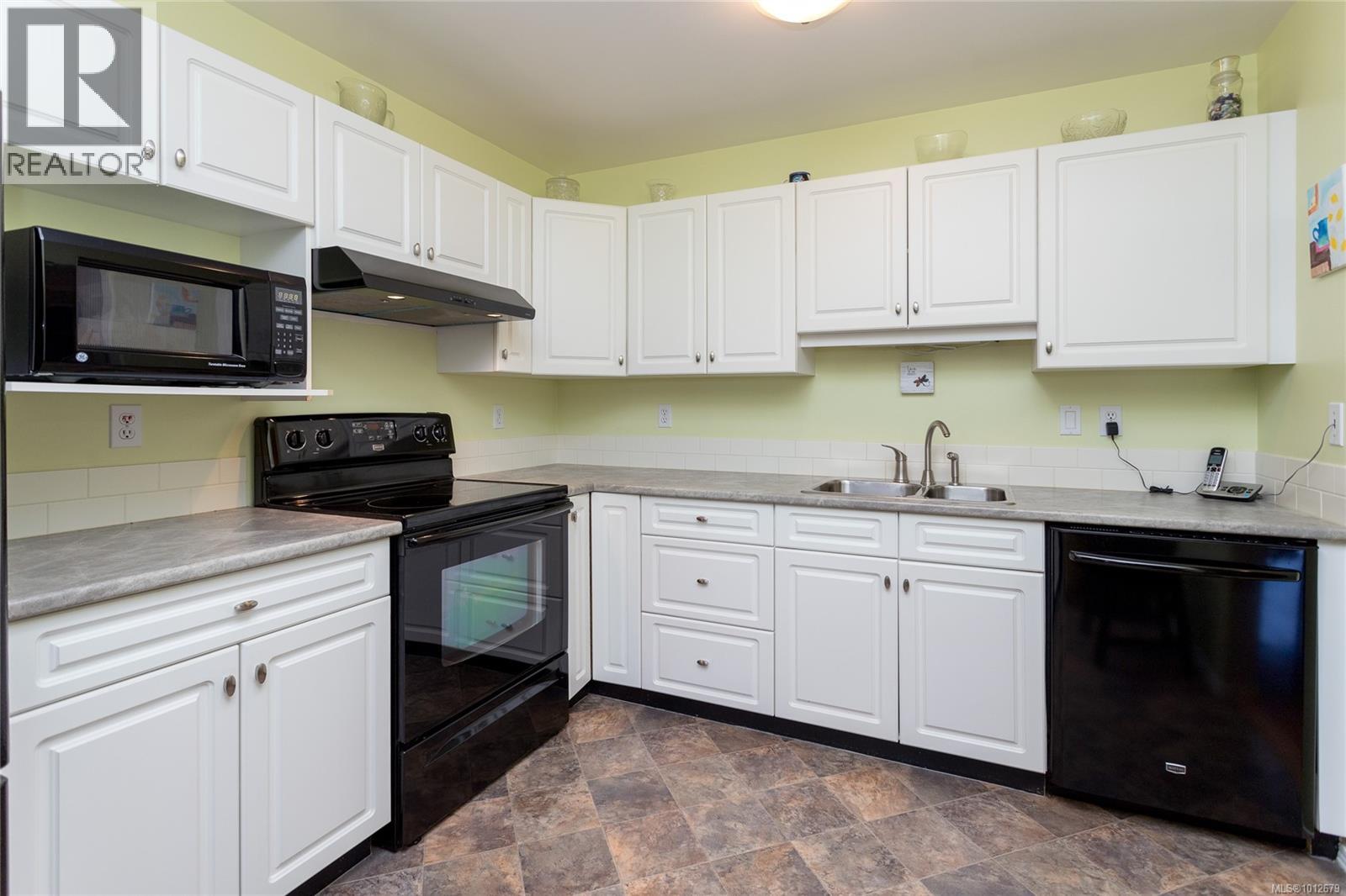 D 10124 Resthaven Drive, Sidney