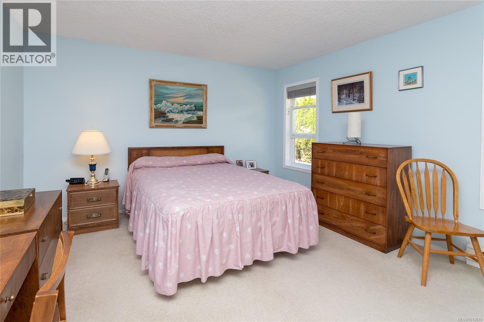 D 10124 Resthaven Drive, Sidney