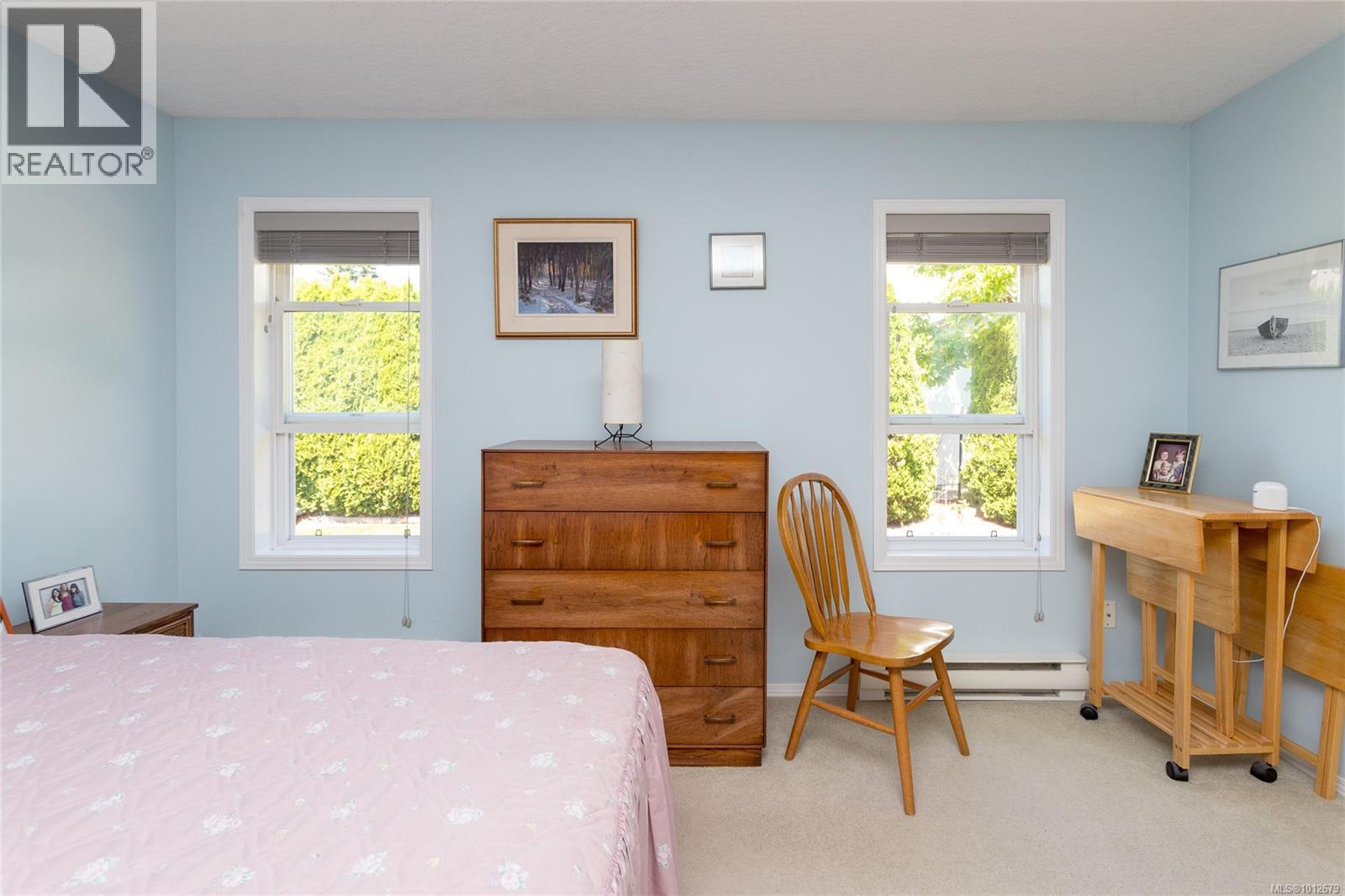 D 10124 Resthaven Drive, Sidney