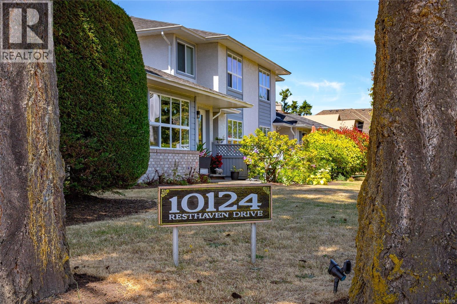 D 10124 Resthaven Drive, Sidney