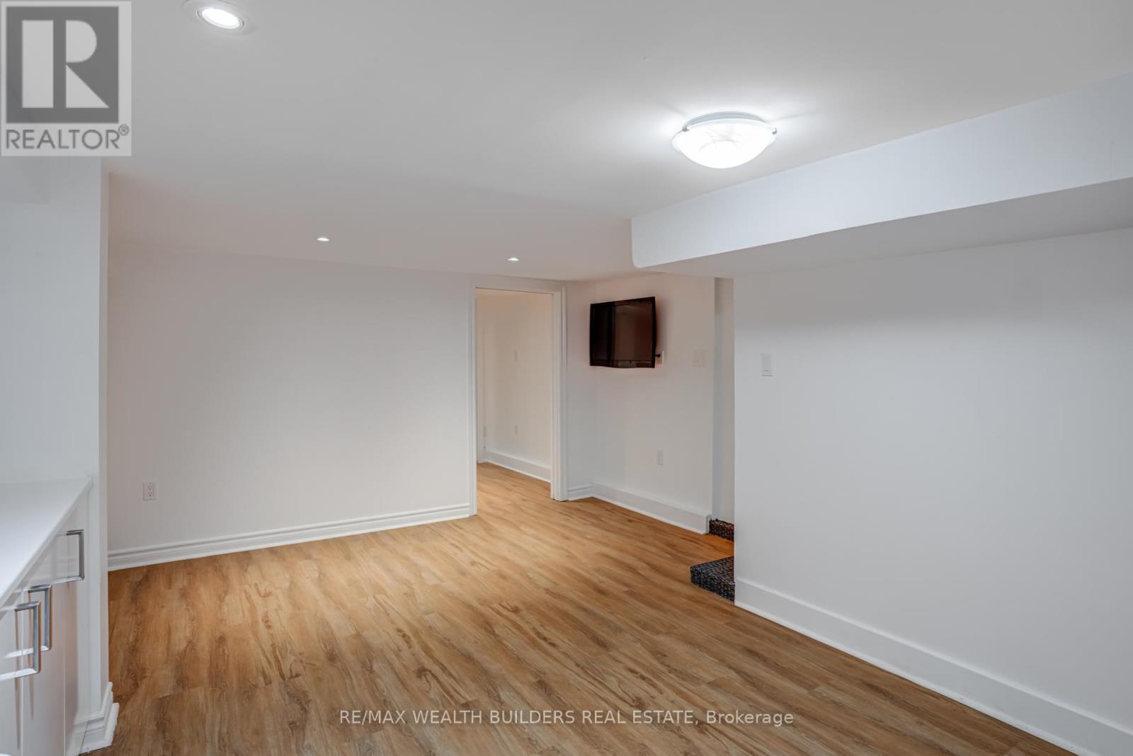 Photo 11 of Basement 80 Marion Street, Toronto ON