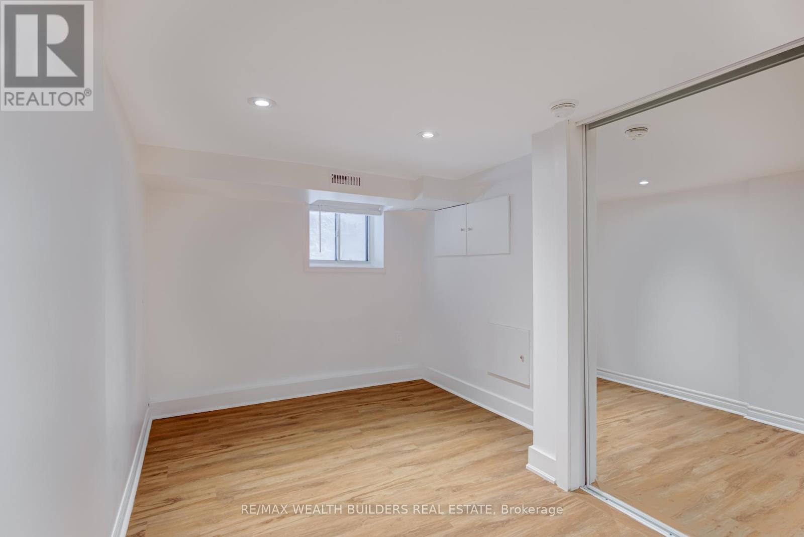 Photo 13 of Basement 80 Marion Street, Toronto ON
