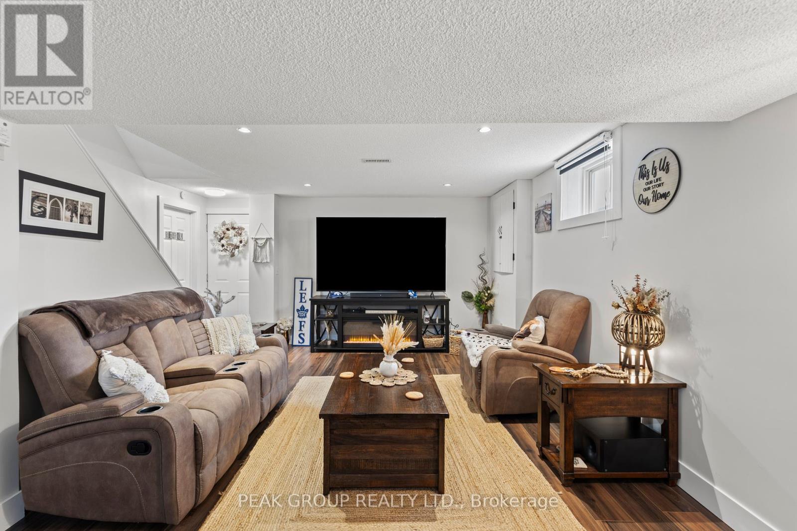 Photo 31 of 427 Trillium Avenue, Welland ON