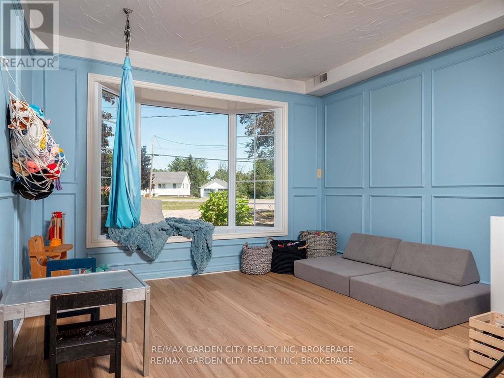 Photo 18 of 42573 3 Highway, Wainfleet ON