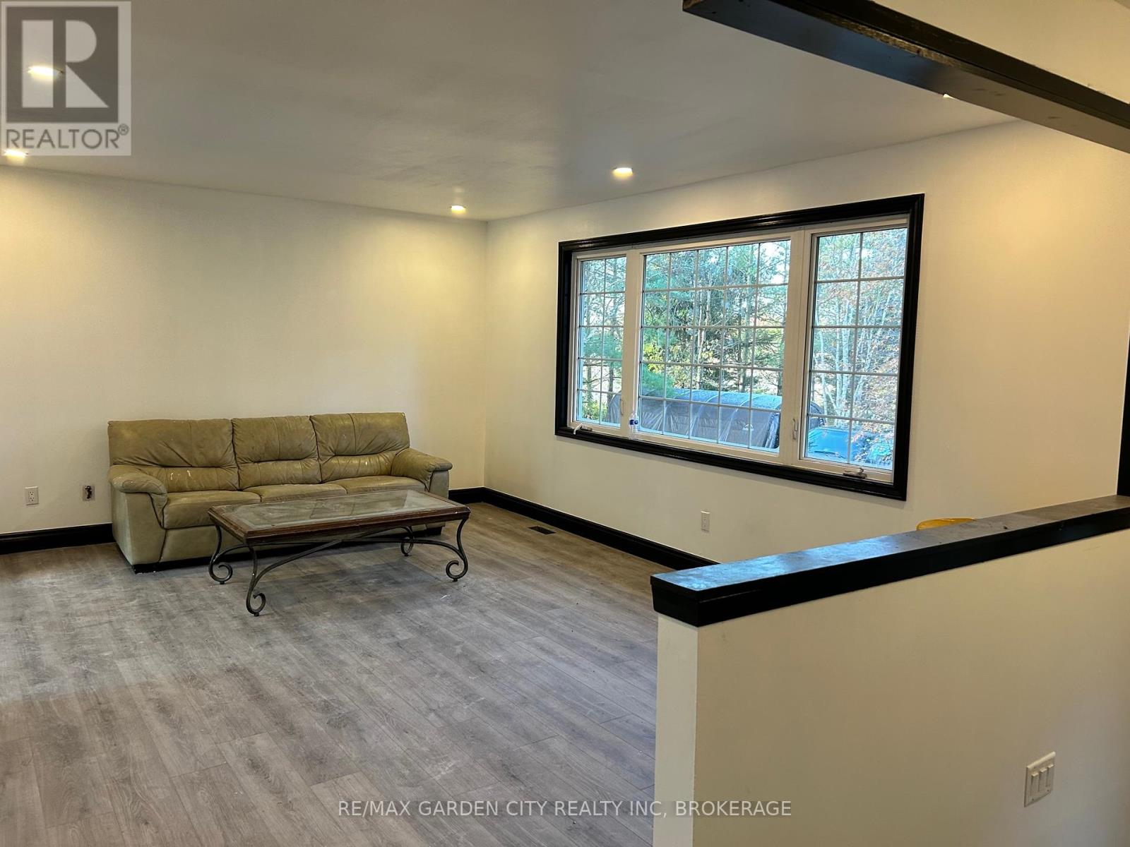 Photo 5 of 53835 Zion Road, Wainfleet ON