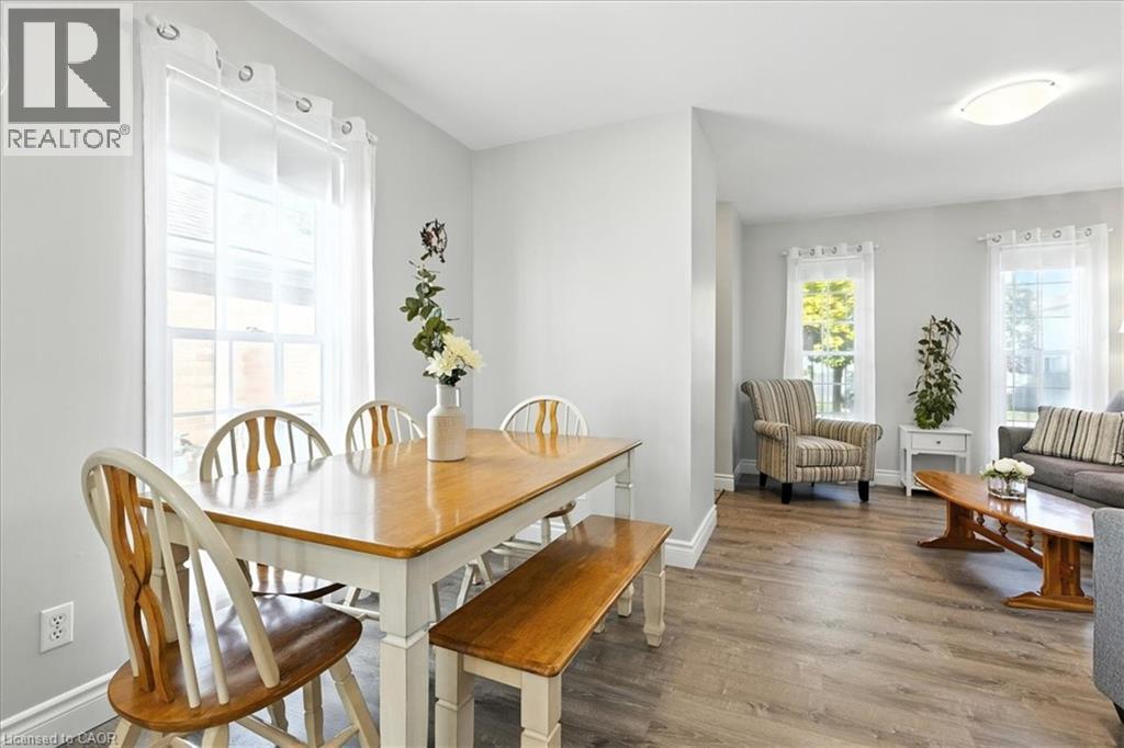 Photo 12 of 53 Wake Robin Drive, Kitchener ON