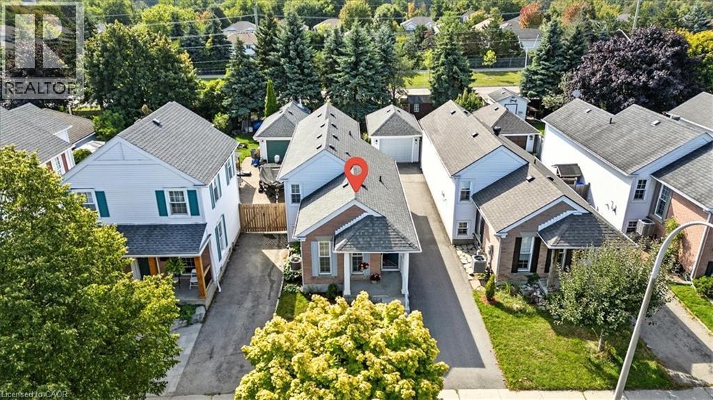 Photo 41 of 53 Wake Robin Drive, Kitchener ON