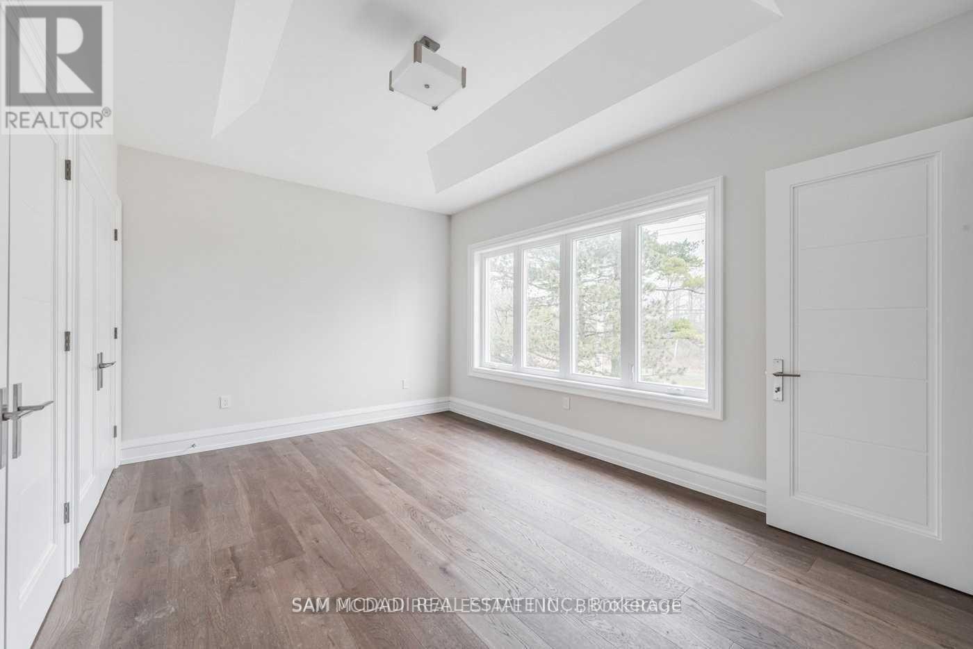 Photo 28 of 577 Indian Road, Mississauga ON
