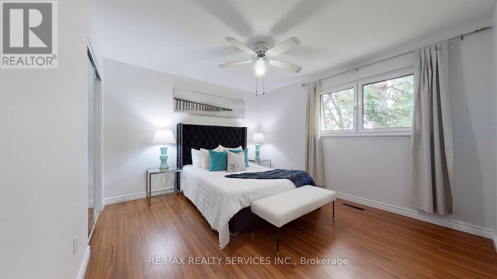 Photo 21 of 27 Glenforest Road, Brampton ON