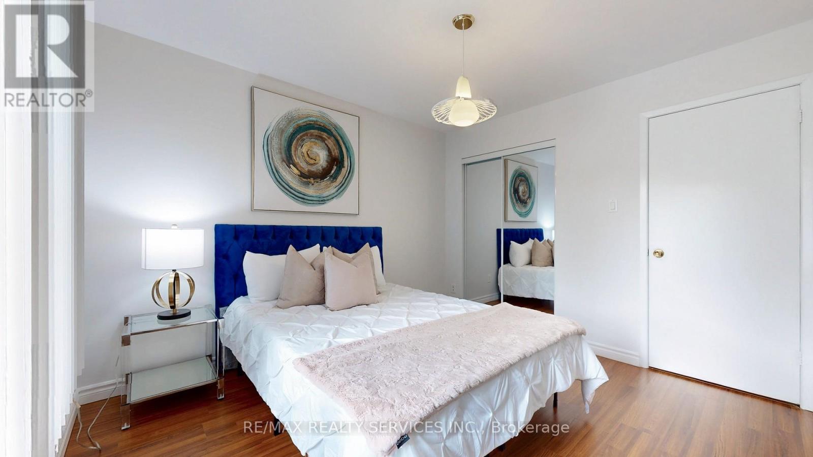 Photo 25 of 27 Glenforest Road, Brampton ON