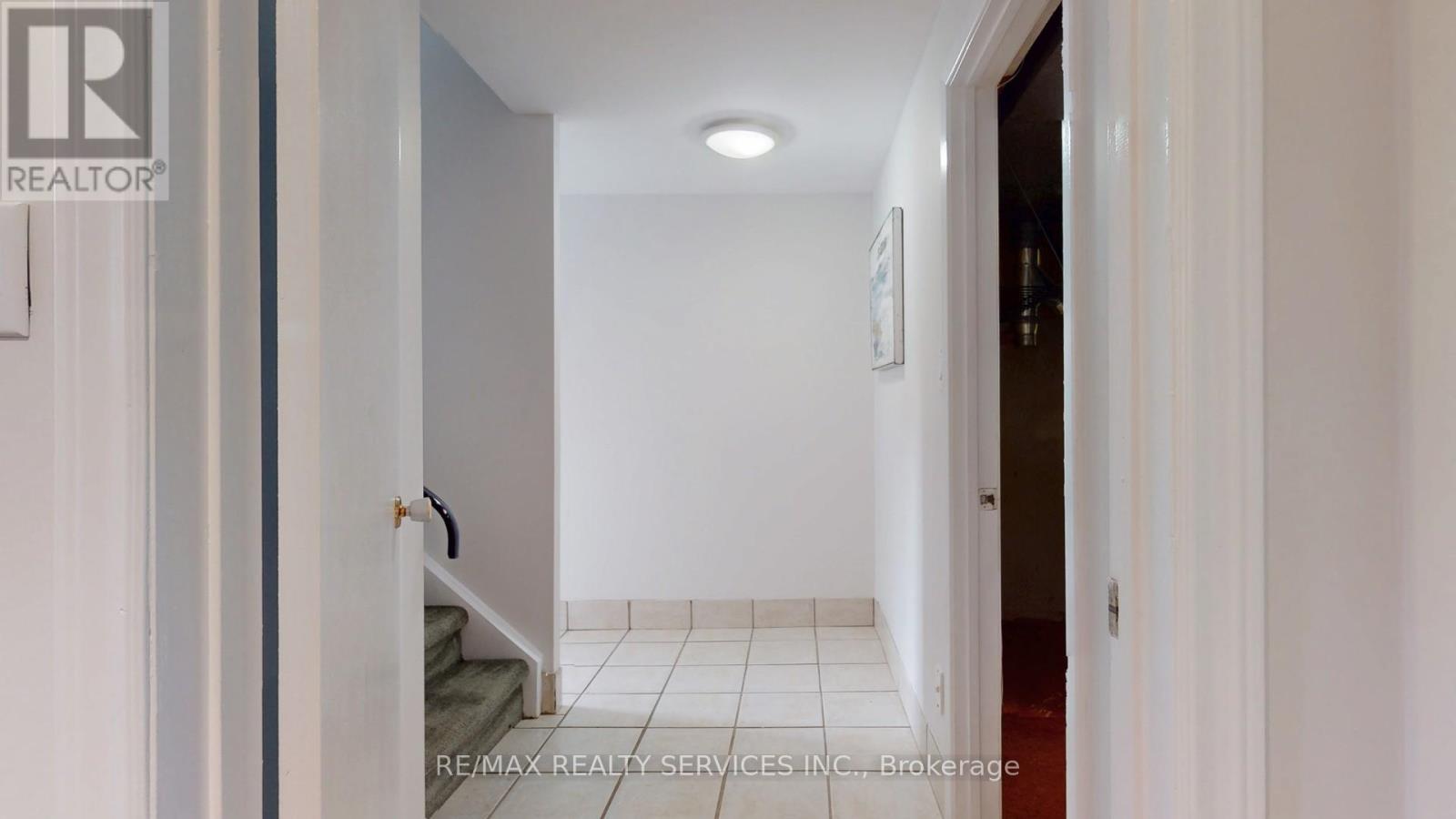 Photo 29 of 27 Glenforest Road, Brampton ON