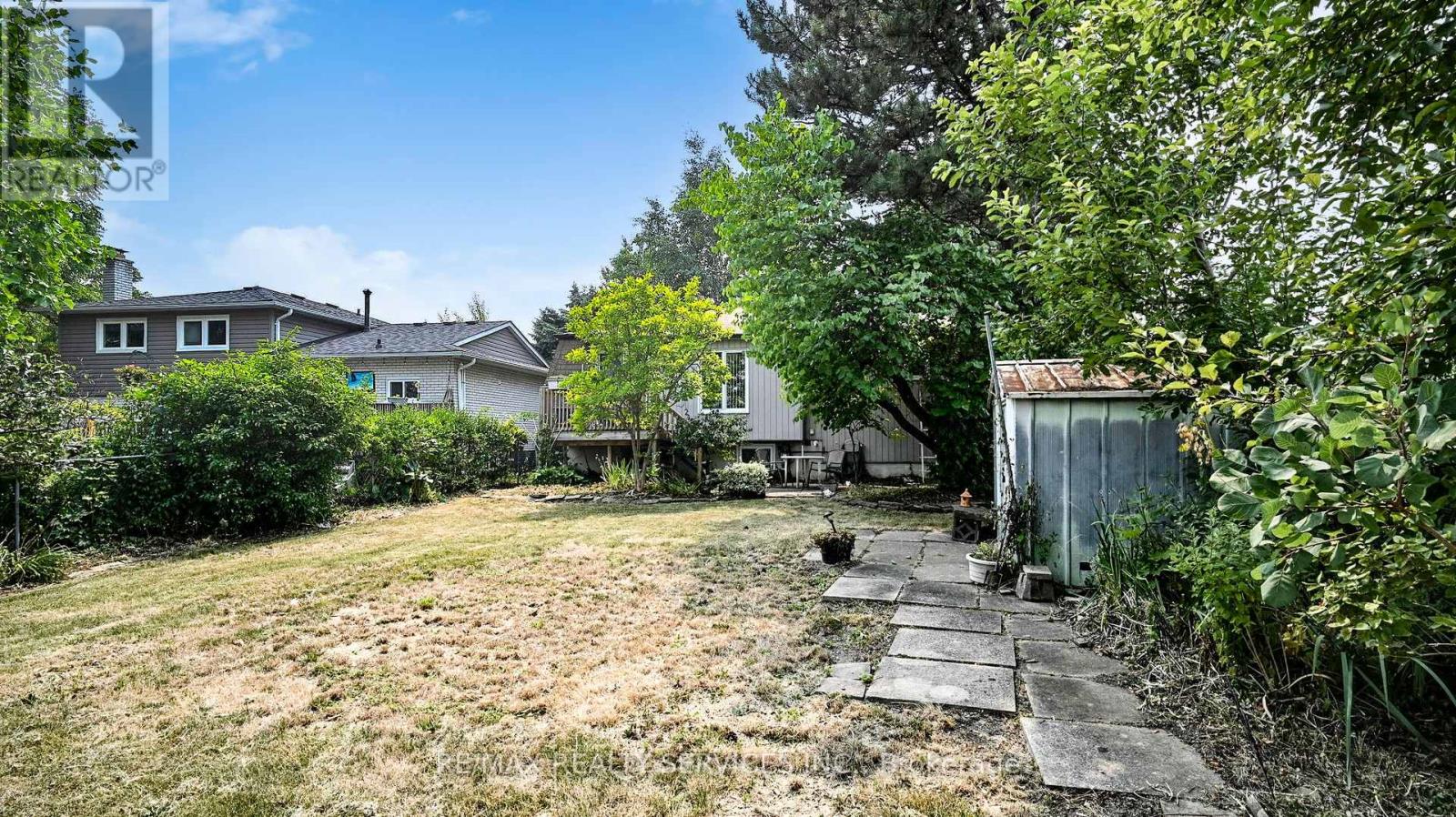 Photo 49 of 27 Glenforest Road, Brampton ON