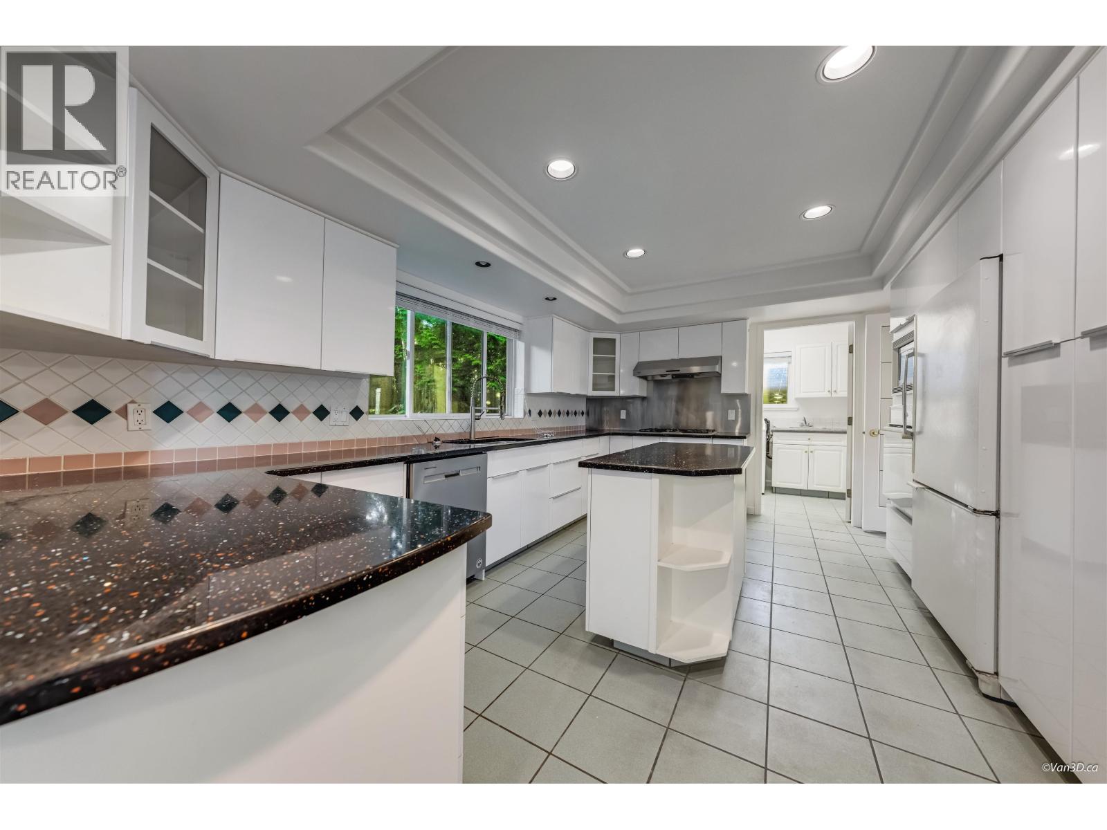 Photo 14 of 1631 Sundew Place, Coquitlam BC