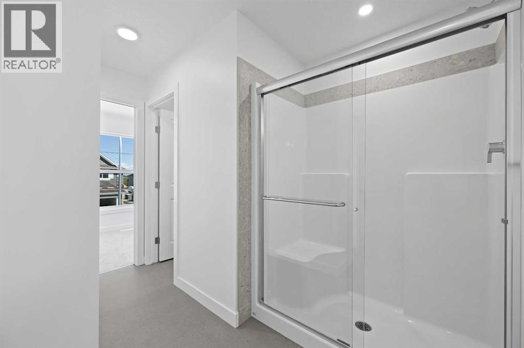 Photo 8 of 458 Corner Glen Way Ne, Calgary AB