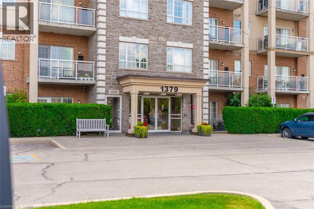 Photo 3 of 1379 Costigan Road Unit 408, Milton ON