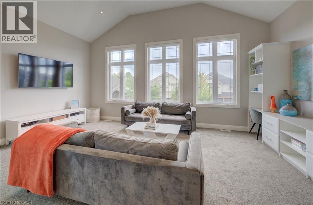 Photo 31 of 11 Deer Creek Street, Kitchener ON