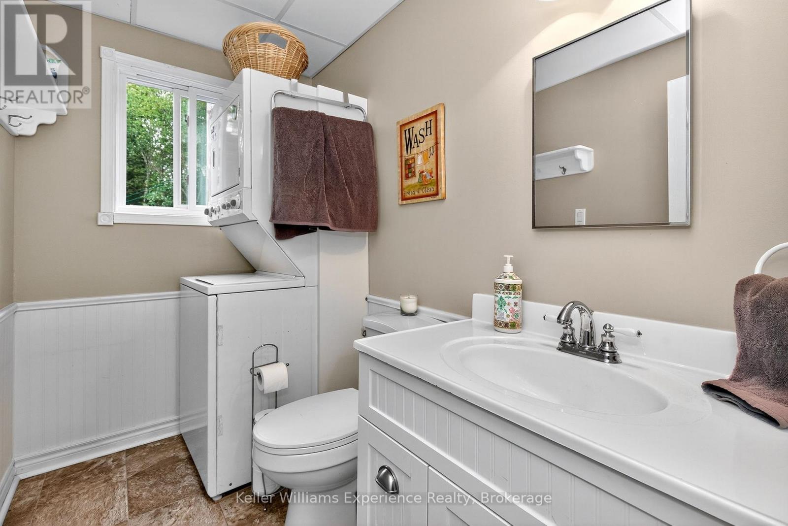Photo 21 of 12 Kilpper Drive, South River ON