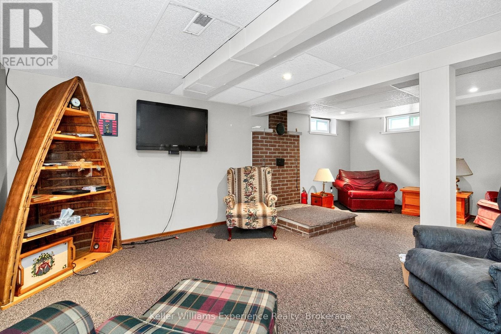 Photo 33 of 12 Kilpper Drive, South River ON