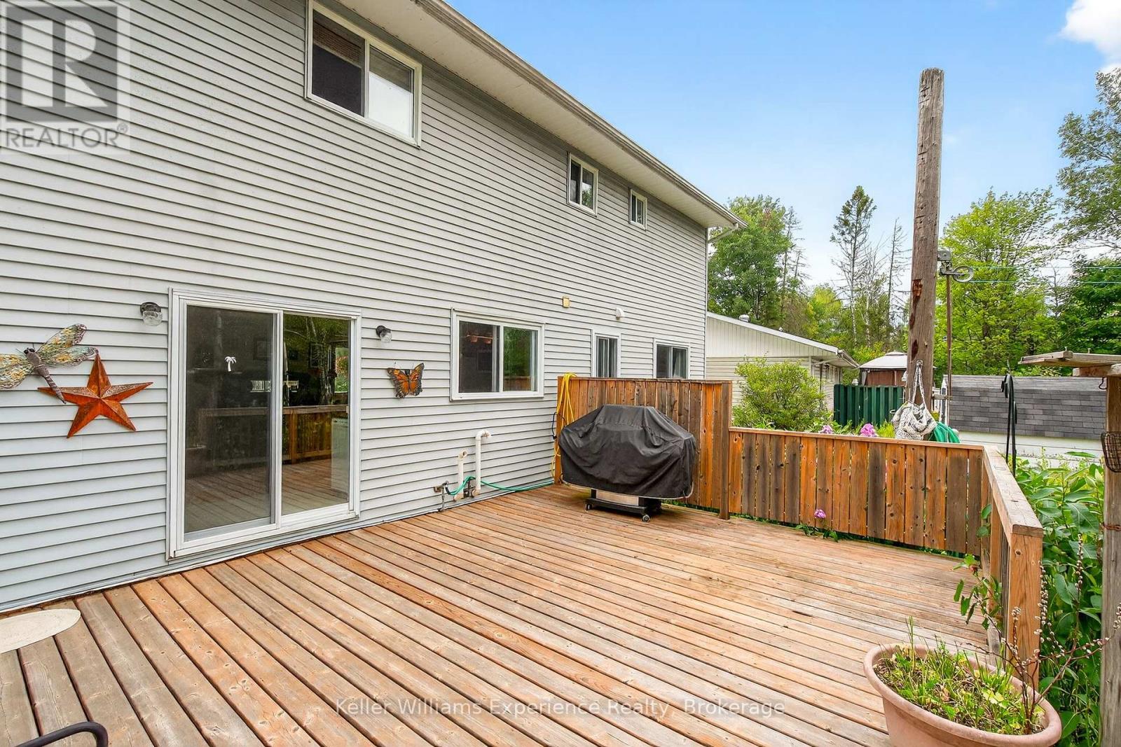 Photo 35 of 12 Kilpper Drive, South River ON
