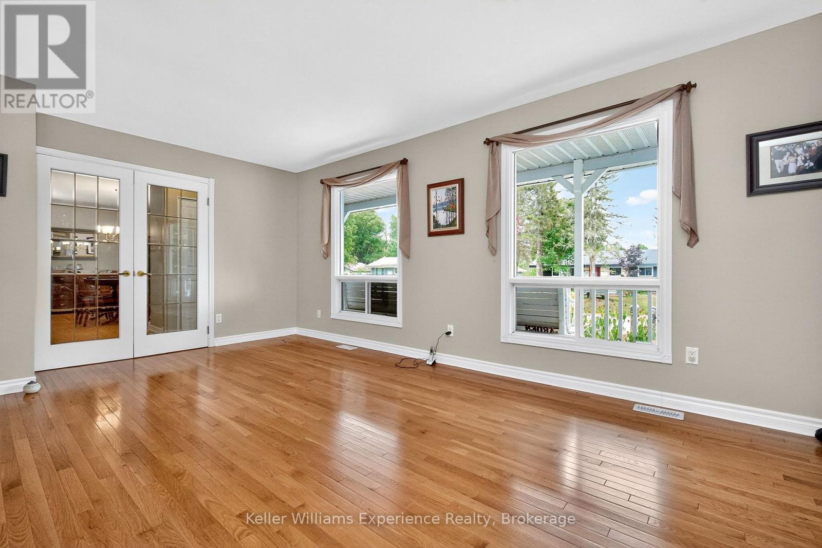 Photo 8 of 12 Kilpper Drive, South River ON