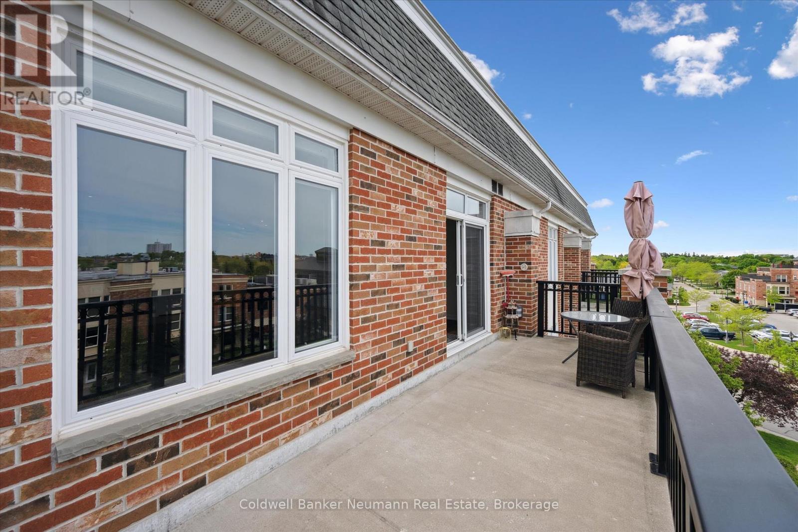 Photo 15 of 404 65 Bayberry Drive, Guelph ON