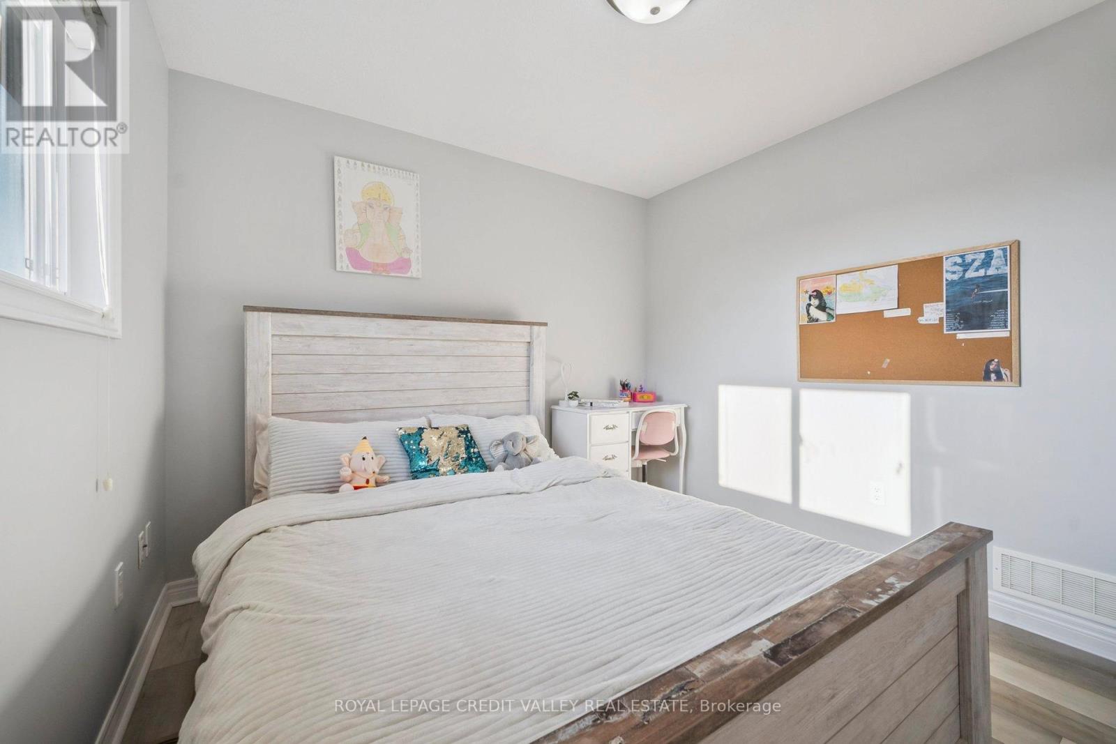 Photo 33 of 9 Peach Tree Boulevard, St Thomas ON