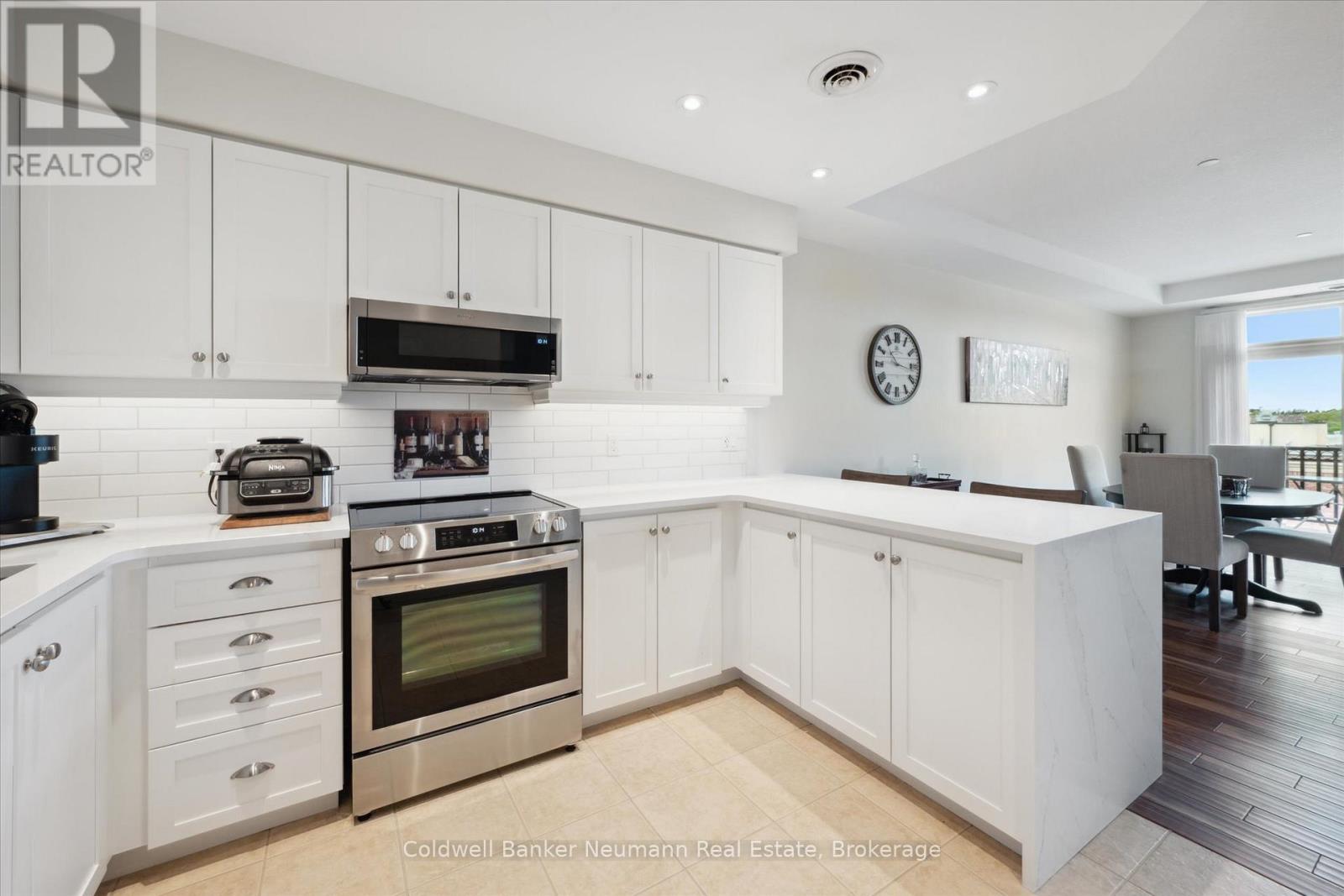 Photo 25 of 404 65 Bayberry Drive, Guelph ON