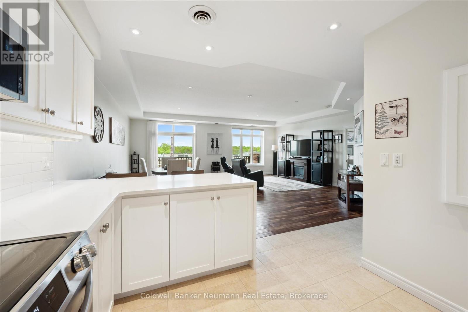 Photo 26 of 404 65 Bayberry Drive, Guelph ON