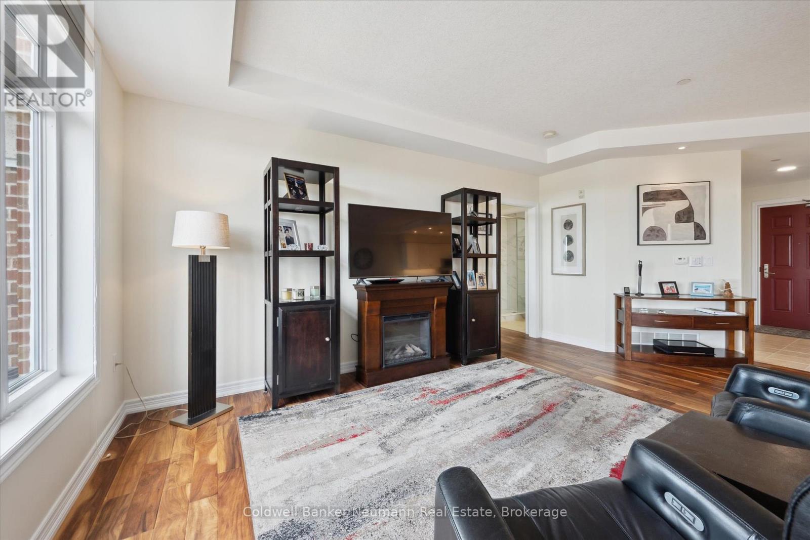 Photo 19 of 404 65 Bayberry Drive, Guelph ON