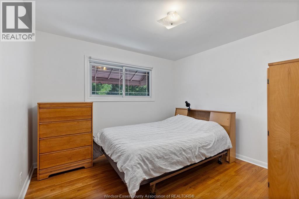 Photo 16 of 1552 Stratford, Windsor ON