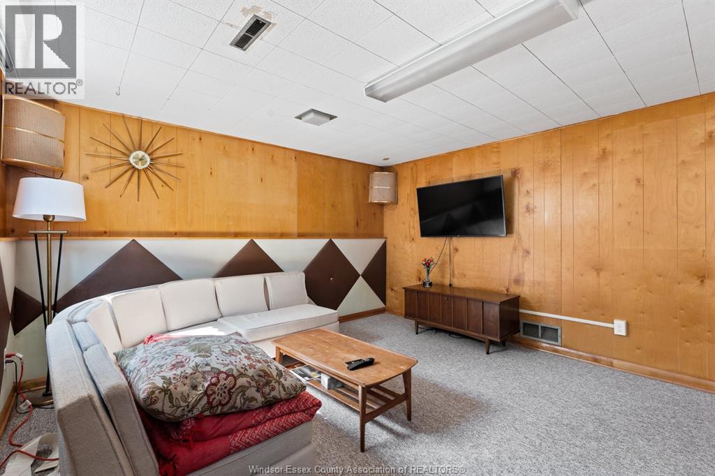 Photo 22 of 1552 Stratford, Windsor ON