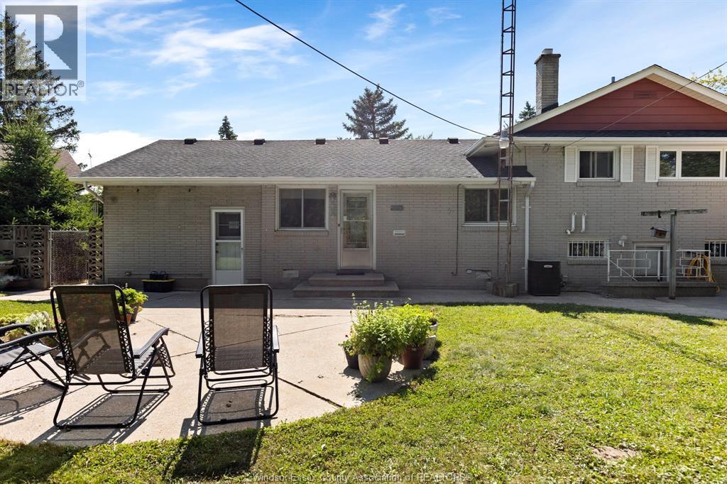 Photo 30 of 1552 Stratford, Windsor ON