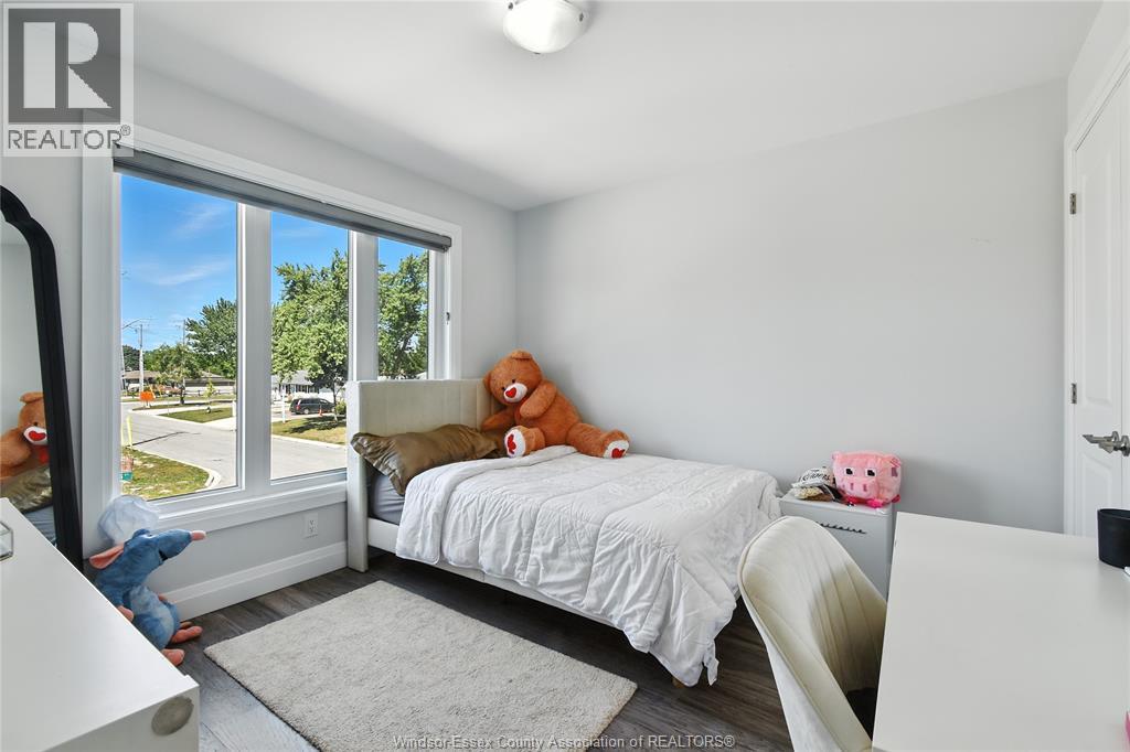 Photo 31 of 4295 John Ross Court, Windsor ON